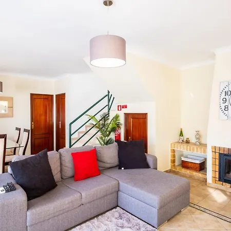 Βίλα Sequeira - Private Pool - Free Wifi - By Bedzy Αλμπουφέιρα