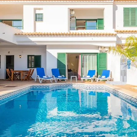 Βίλα Sequeira - Private Pool - Free Wifi - By Bedzy