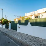 Sequeira - Private Pool - Free Wifi - By Bedzy *