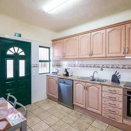 빌라 Sequeira - Private Pool - Free Wifi - By Bedzy